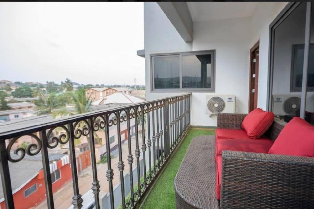 Cozy Penthouse ,Accra Ghana Owuraman Eksteriør bilde